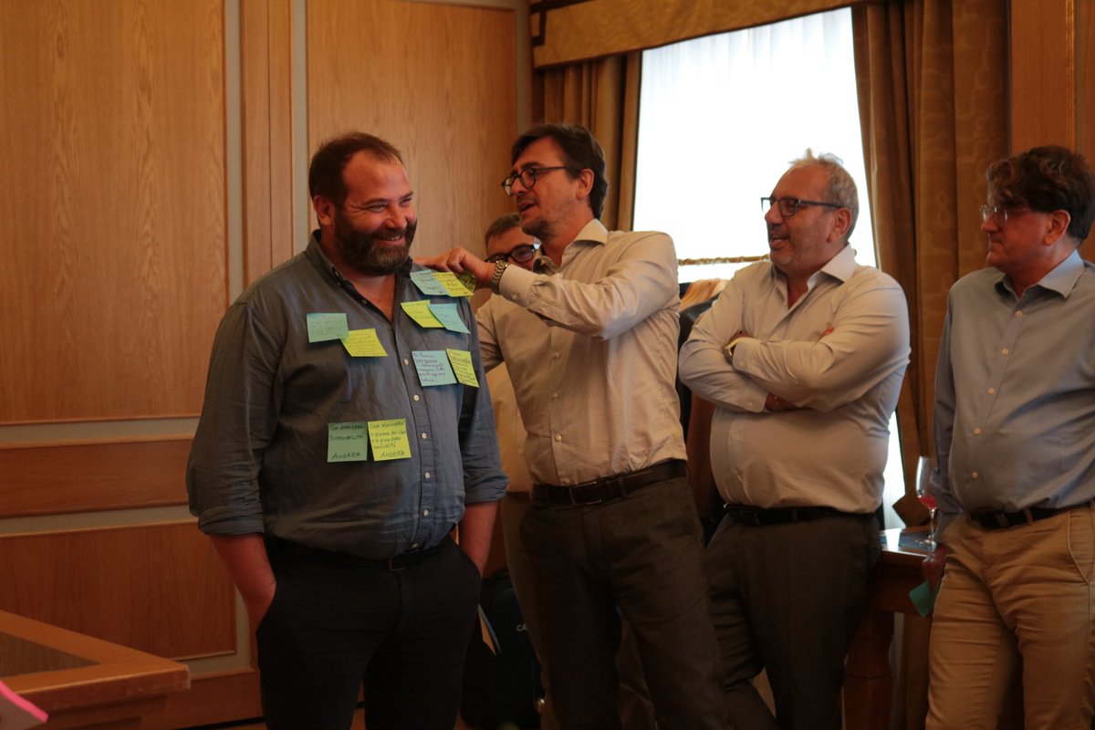 CAHRA_Simonelli's tweet photo. 🤝 È in corso il terzo CAHRA Italian Meeting, ancora una volta nella cornice del @WestinMilan. 

Il team @CAHRA_Simonelli 🇮🇹 e quello di @CAHRAbyH3O 🇫🇷 si stanno cimentando in esercitazioni comuni, stimolando l’intelligenza #collettiva. 

#ChangeManagement #Event https://t.co/bggyWsgTT9