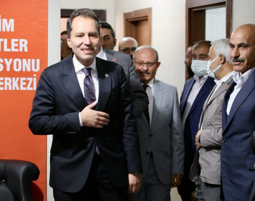 Kadim Aşiretler Federasyonu’nu ziyaret ederek Van ve çevresinde bulunan 28 aşiretin temsilcileriyle bir araya geldik.