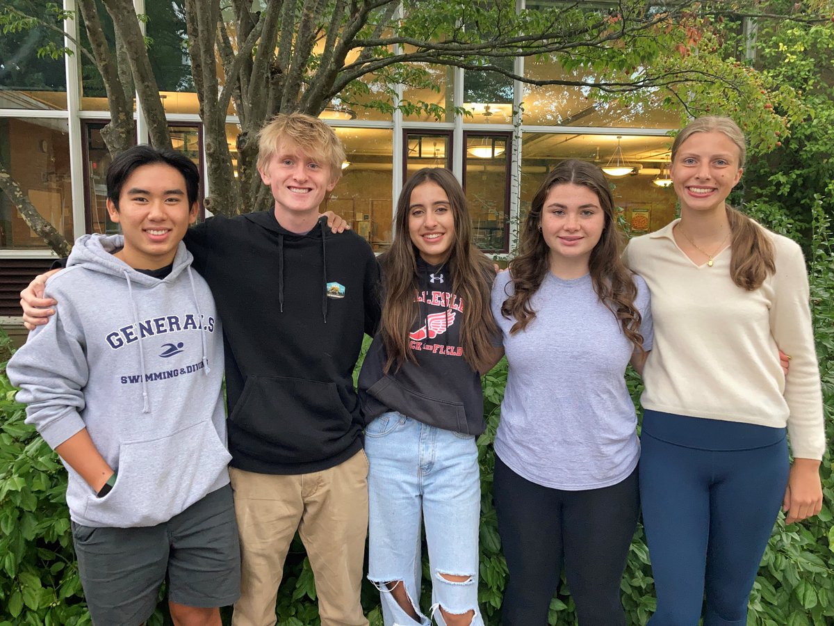 Congratulations to the HWRHS National Merit Scholarship Semifinalist, Sophie Strozier &amp; Commended Students, Elizabeth Collins, Eve Gujral, Ryan Luo &amp; Luke McMahon. #generalspride (From left to right: Ryan Luo, Luke McMahon, Eve Gujral, Sophie Strozier, Libby (Elizabeth) Collins)