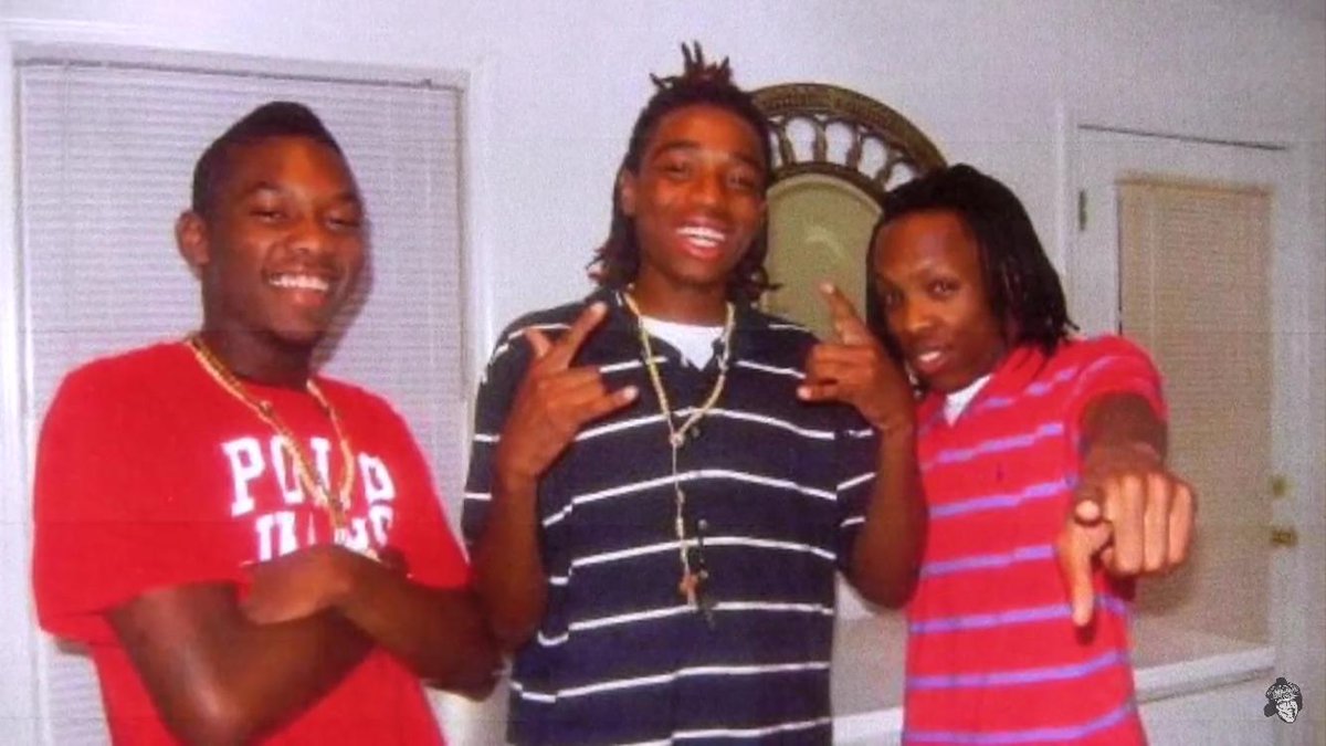 Emma_ug_'s tweet photo. #GetRightWitcha #Culture 🔭🚬🍷@Migos @1YoungTakeoff @OffsetYRN @QuavoStuntin I love the photo... https://t.co/DuhTODy59g