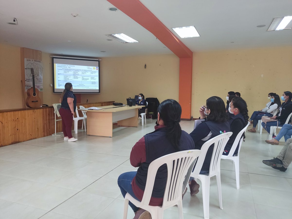 GadPalanda's tweet photo. Reunión de la MESA TÉCNICA CANTONAL". 
En el auditorio del Municipio representantes de la instituciones públicas coordinan acciones en beneficio de la familias vulnerables del cantón Palanda https://t.co/tsXd3aV2RW