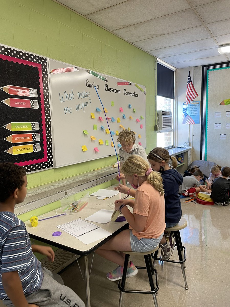 everett_jbc's tweet image. STEM Wednesday - “High in the Sky”  students worked on creating a high tower. Challenging ourselves to be creative thinkers, problem solvers, and team players. @MerwinMustangs #WClearns