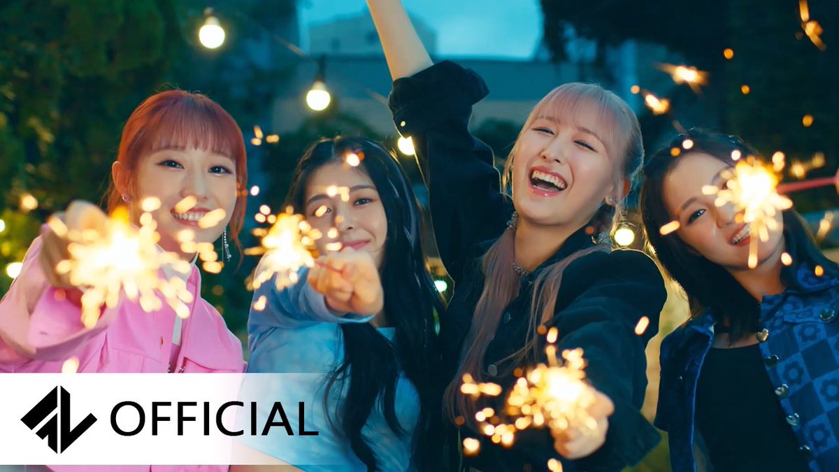 [📹]

SKYLE Debut Single <FLY UP HIGH>
‘DA DA DA’ M/V 

🔗 bit.ly/2Y3JTJD
🔗 bit.ly/3CYhHae

#SKYLE #스카이리 
#ERIN #CHAEHYEON #GINNY #UJEONG 
#에린 #채현 #지니 #우정