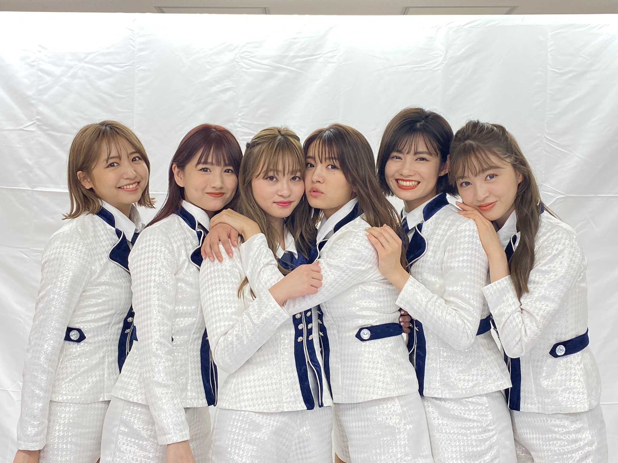 東京パフォーマンスドール サイン入りCD浴衣集合写真あり