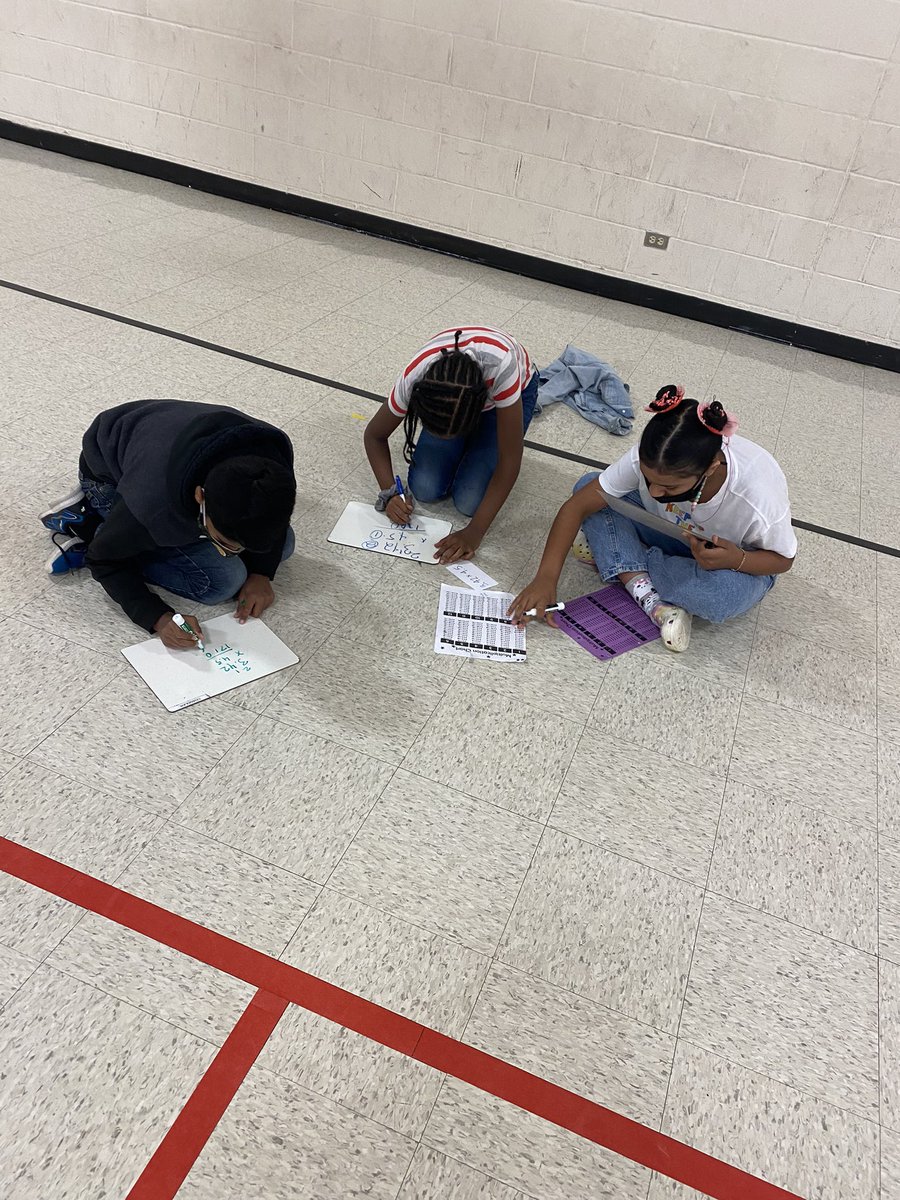 melton4th's tweet photo. We flexed our math muscles and arm muscles while solving decimal multiplication problems! @VialCC_Vikings #GISDintersession #gisdgoingplaces #GISD https://t.co/rcn6Sua8fX
