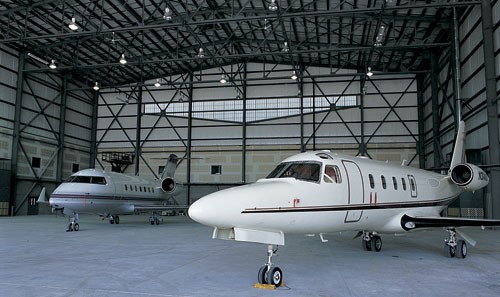 GaryChiAirport's tweet photo. We are home to two premier FBOs- @GaryJetCenter and @colemanaviation. Check out our website to learn more about what they have to offer! #FlyGYY https://t.co/deZyiIsRnI