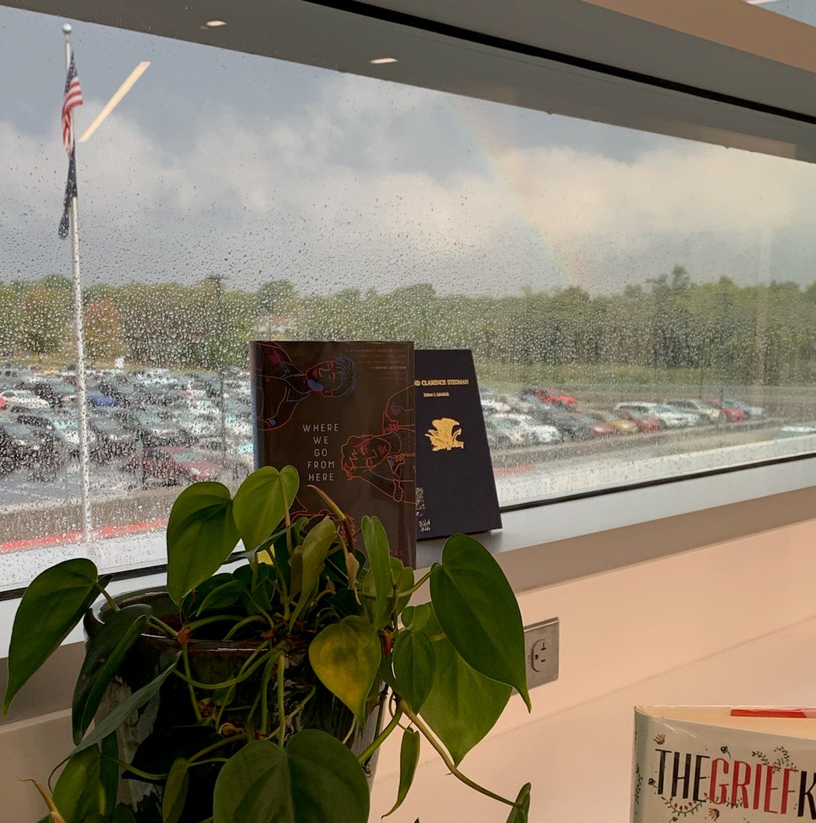 techtubinNtales's tweet photo. Beautiful rainbow this rainy morning! The Media Center has the best view at @AndoverHighKS #ahstrojanfam https://t.co/zihQlCrowf