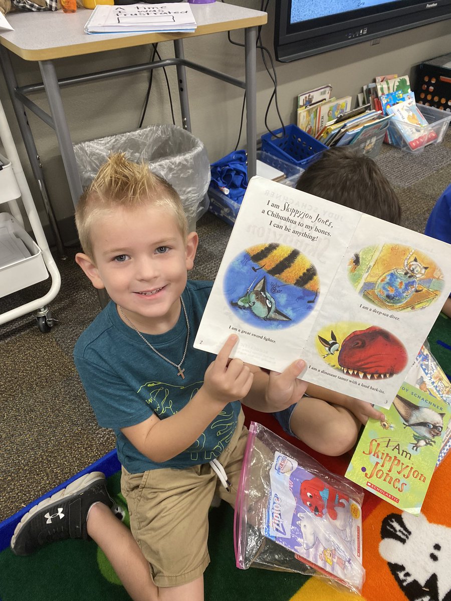 SilliestKinders's tweet photo. Sight word readers 👀 https://t.co/RY0sf3dkxb