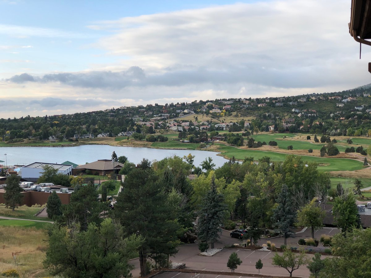 BrittMiller4AD5's tweet photo. Not a bad view in Colorado Springs! Here for @CSGWEST Annual Meeting. #CSGwest https://t.co/hMG2eEYGHc