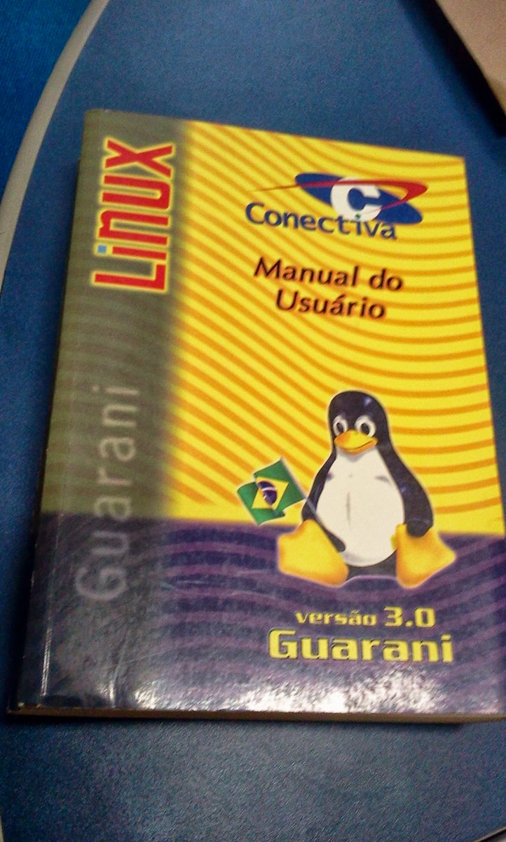 MagO_On's tweet photo. Quem lembra desta distro? Guardado na minha lembrança e aqui nas minhas coisas do passado... #ThrowbackThursday #linux #conectiva #thinklinux #Tbt #wmaker #staroffice https://t.co/vtEfB3bsce
