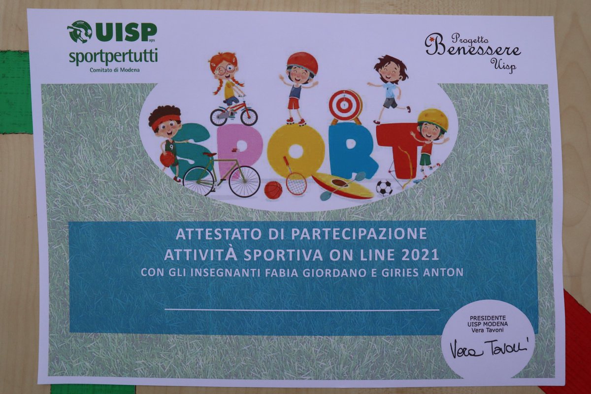 GulliverModena's tweet image. Oggi al #centroiride la @UispModena ha consegnato ai nostri Ospiti gli attestati di partecipazione alle #attivitàsportive online svolte nel 2021. Grazie per la preziosa collaborazione, non vediamo l&apos;ora di pianificare i prossimi appuntamenti! #areadisabilità @legcoopsociali