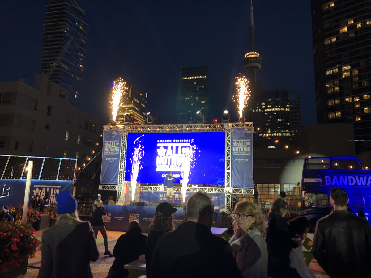 CinematicCode's tweet image. Special thanks to Amazon for the premiere screening of All or Nothing: Toronto Maple Leafs last night. Be sure to catch all 5 episodes of this exciting series! Starting TOMORROW only on Amazon Prime Video.
@PrimeVideo @NHL @MapleLeafs