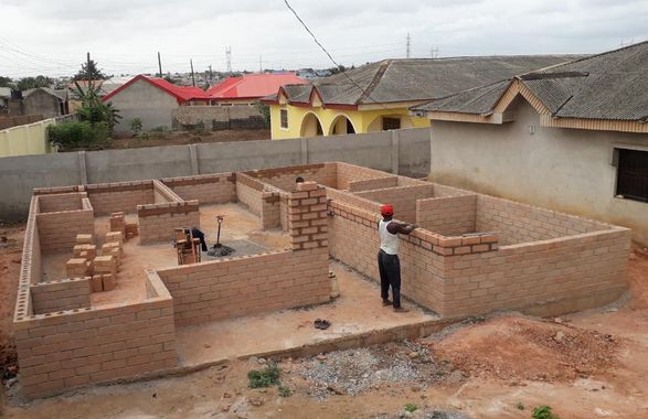 KilizaOrg's tweet photo. Making #housing more affordable in #Nigeria  

Interview with @cakporji_chii, former Senior Advisor to @NOIweala and now housing finance expert:

https://t.co/w6RTeTIIRh https://t.co/4omZJN8Jf4