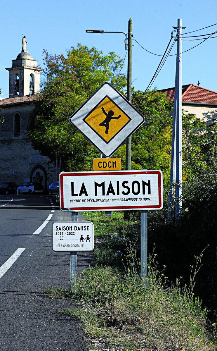 La Maison CDCN à le plaisir de vous dévoiler sa programmation de saison 2021-2022 ! Rendez-vous sur notre site internet ! 
ℹ️ lamaison-cdcn.fr