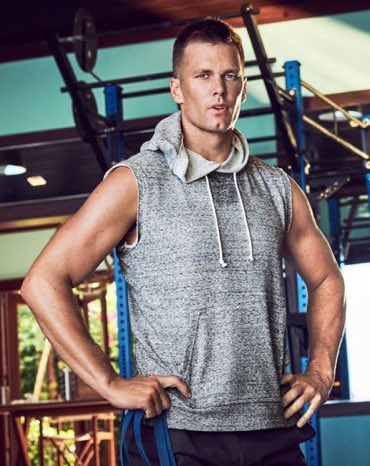 Super70sSports's tweet image. Tom Brady: Monitors his health with a strict exercise and nutrition plan and regular advanced medical testing.

Ken Stabler: Woke up that morning so figured he was probably ok.

Advantage: Stabler