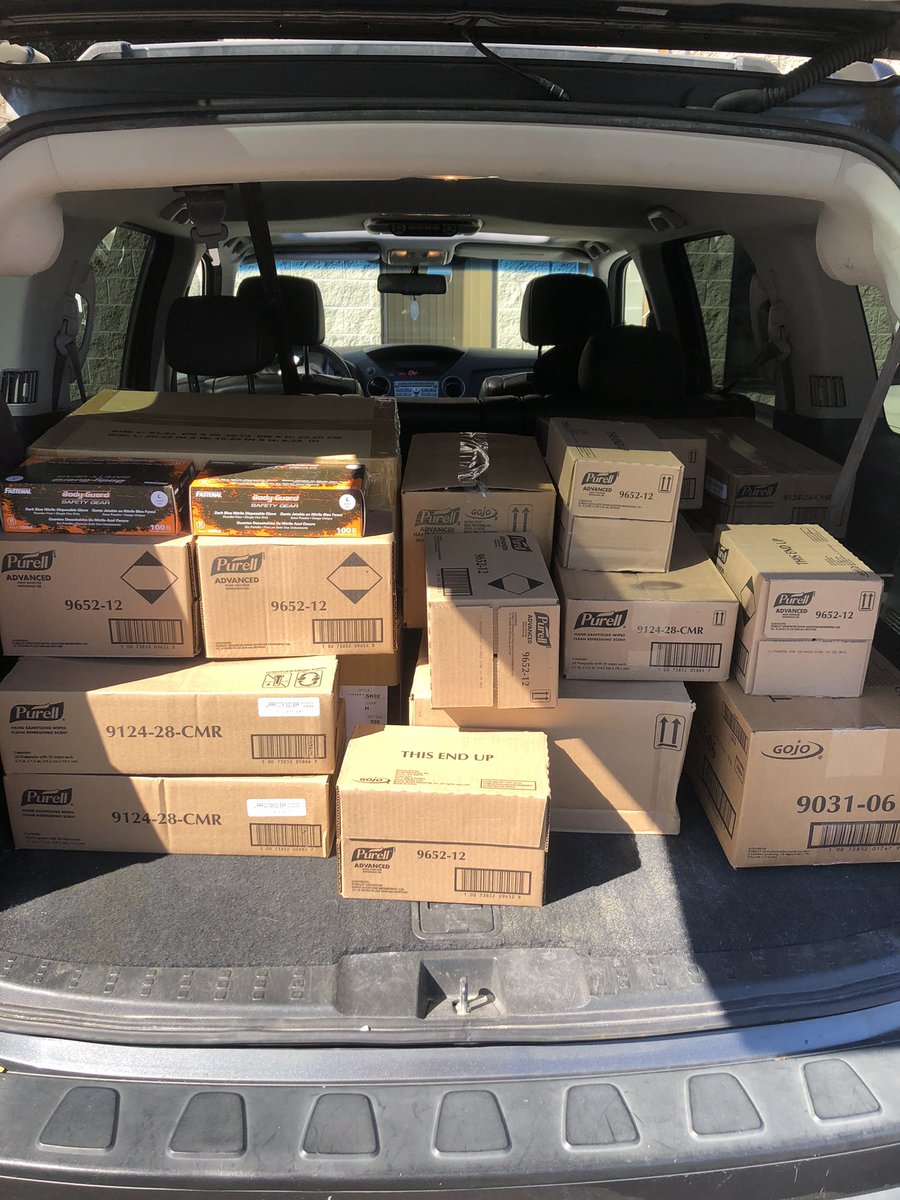 LindsayLCSW's tweet image. PPE pick up! Thank you @UWMOC for the donation. @KeyportSchools @KCSPrincipal @keyportsports @Keyport_GUID