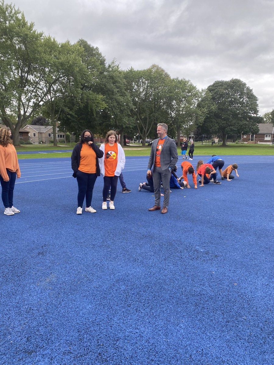 Camillocipriano's tweet image. Spending time with Grade 7s and 8s ⁦@niagaracatholic⁩ St. Mary Catholic Elementary School in Niagara Falls playing lacrosse.   #everychildmatters #TruthandReconciliation