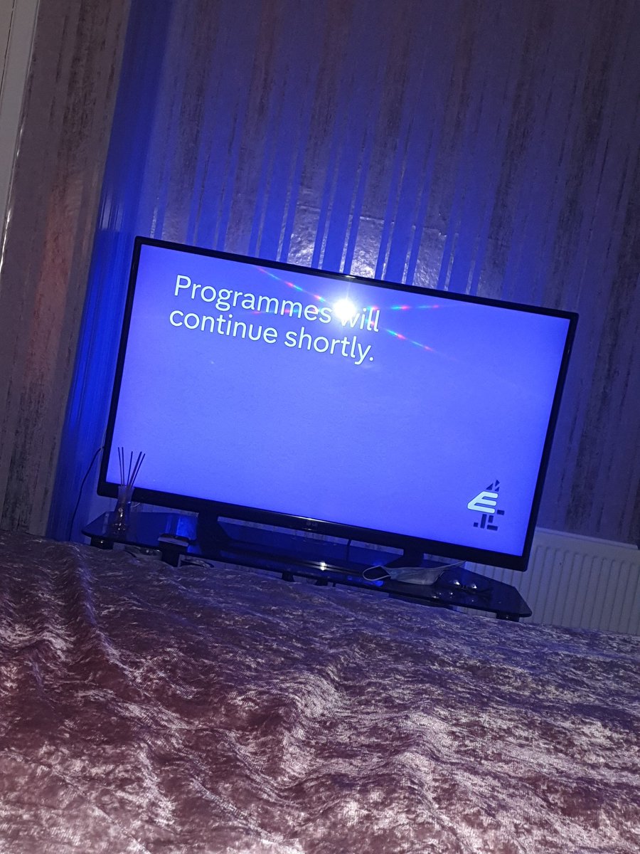 ShereenAngus's tweet image. PLEASE GET YOUR SHIT TOGETHER, WE DONT HAVE ALL NIGHT🤦‍♀️ @E4Tweets #MAFSUK