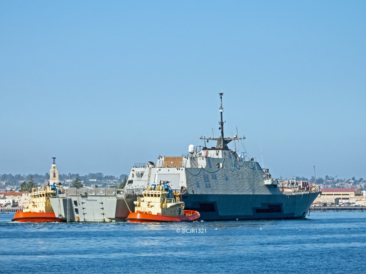 WarshipCam's tweet photo. Decommissioned USS Freedom (LCS 1) Freedom-variant littoral combat ship preparing to be towed out of San Diego - September 30, 2021 #ussfreedom #lcs1
* photos courtesy of @cjr1321 https://t.co/gJI2Jjwtpy
