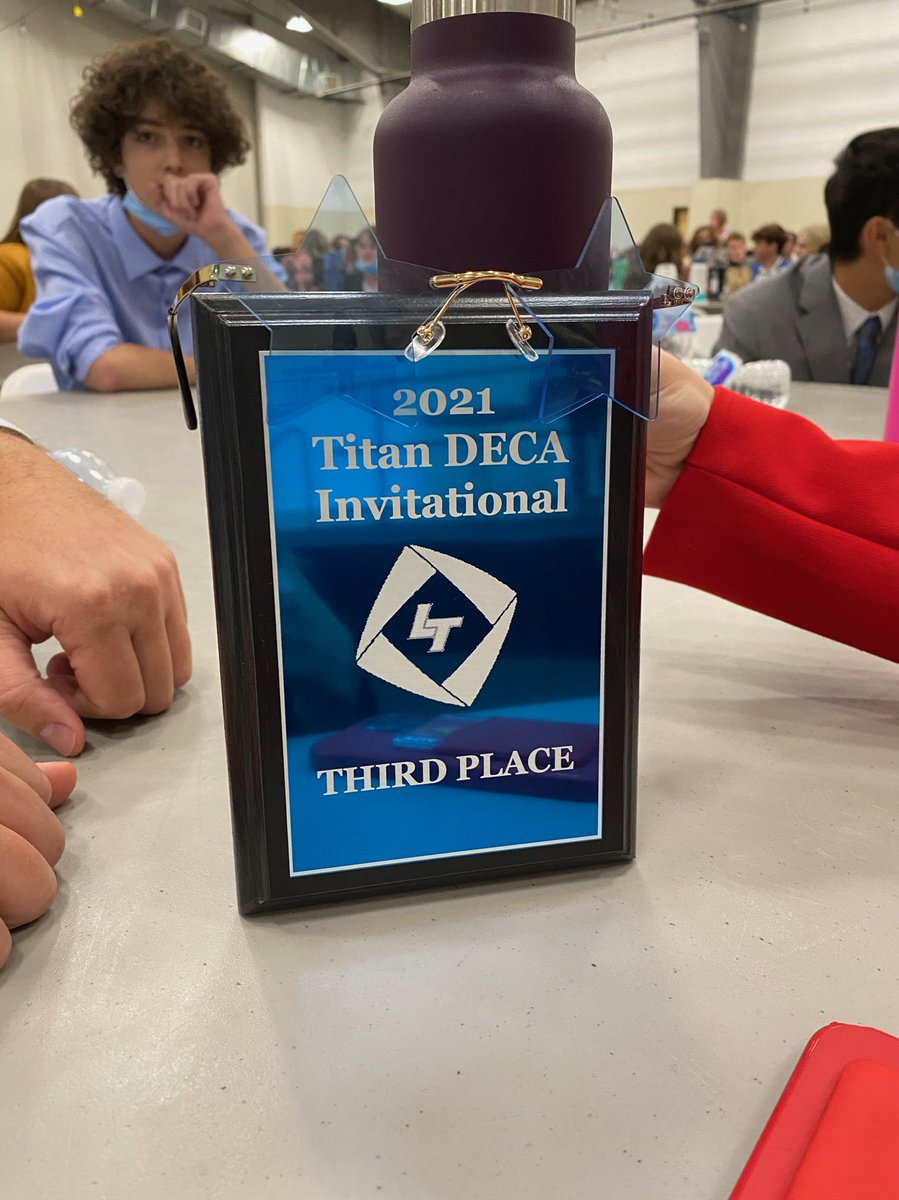 MVISTA_DECA's tweet photo. Our second and third place winners! It was a blast to be back competing. We are looking forward to the rest of the season! https://t.co/tg3BxFiewP