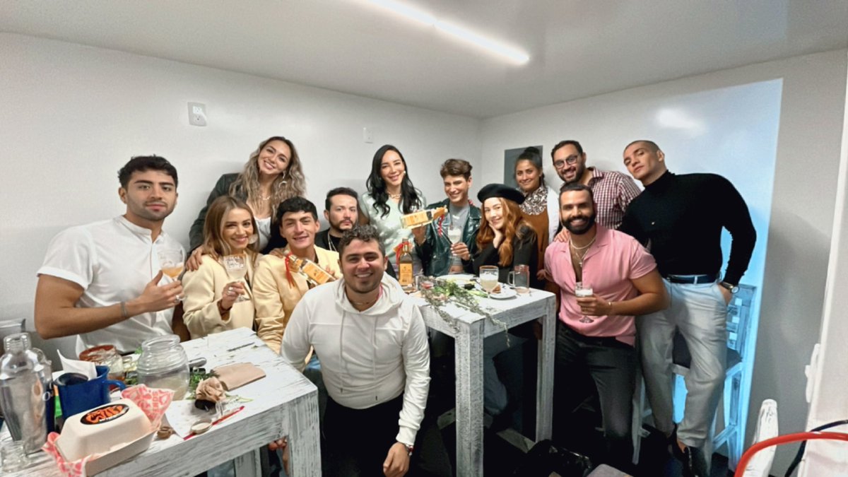 mezcaloro's tweet image. Estás alitas estarán a la venta en @VirkoMx por tiempo limitado así que corran que están buenísimas 😋🍽  #orodeoaxacaexperience #eltiempoesoro