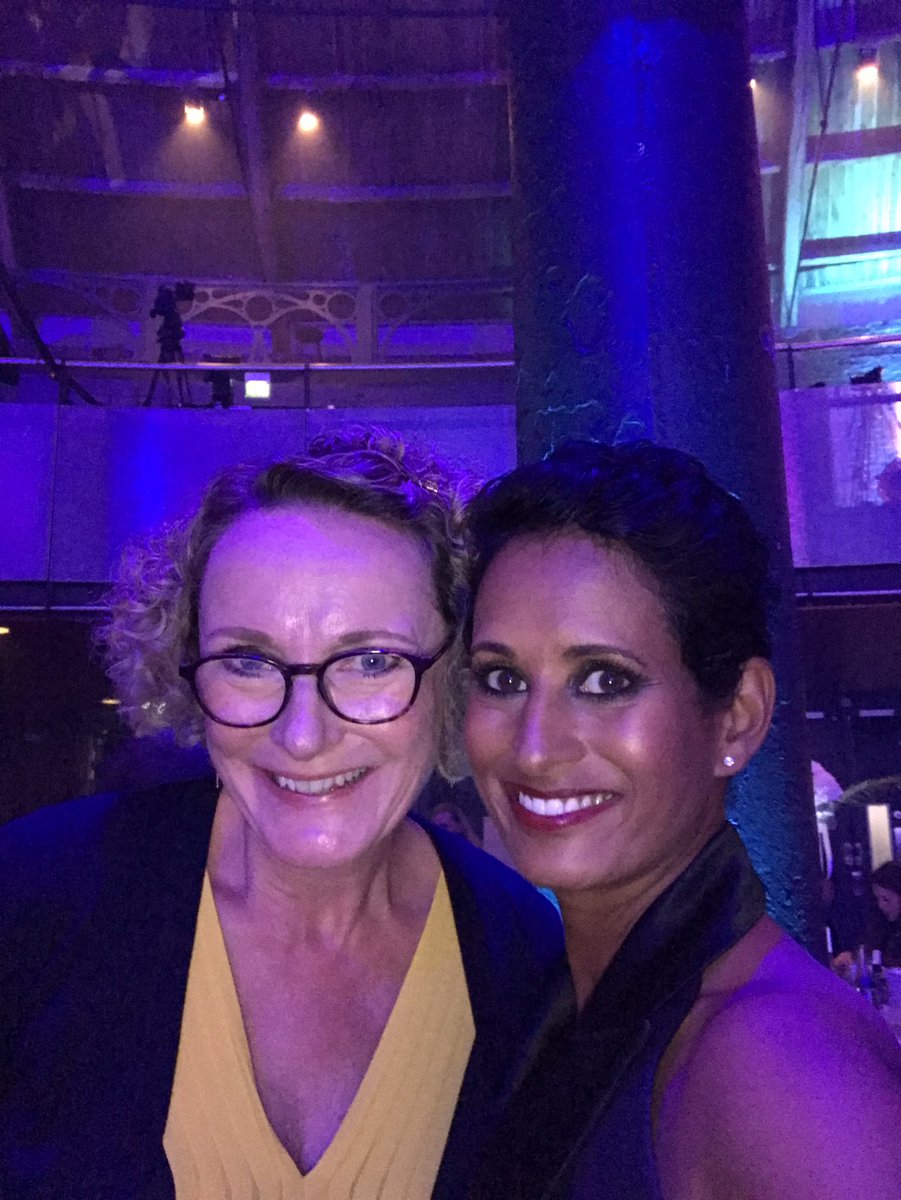 Wow! Just met <a href="/TVNaga01/">Naga Munchetty</a> at the <a href="/WomeninRail/">Women in Rail</a> <a href="/wr_awards/">Women in Rail Awards</a> she is wonderful x