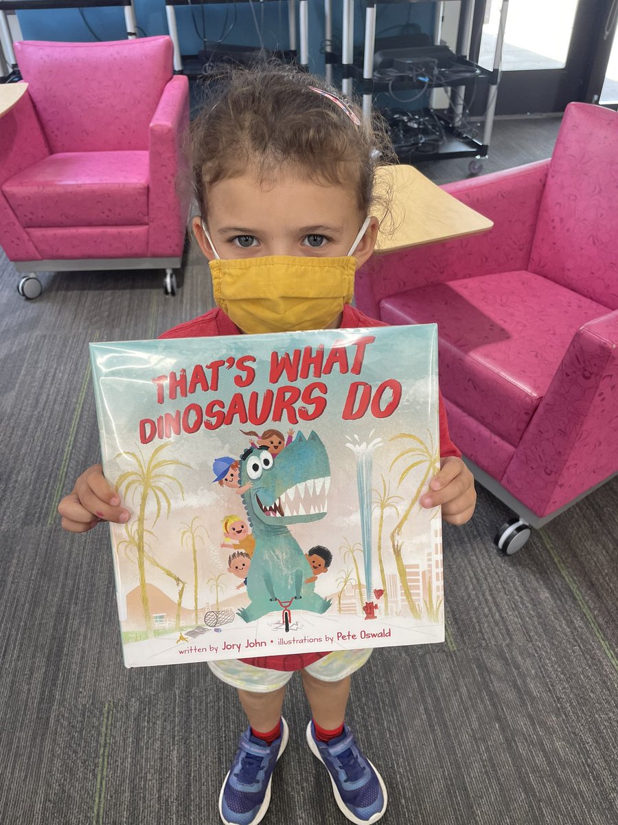 julie_caplan's tweet photo. A great day in the Walden LMC with @KernerMLS #wal109 #engage109 https://t.co/ZwHvGOImHz