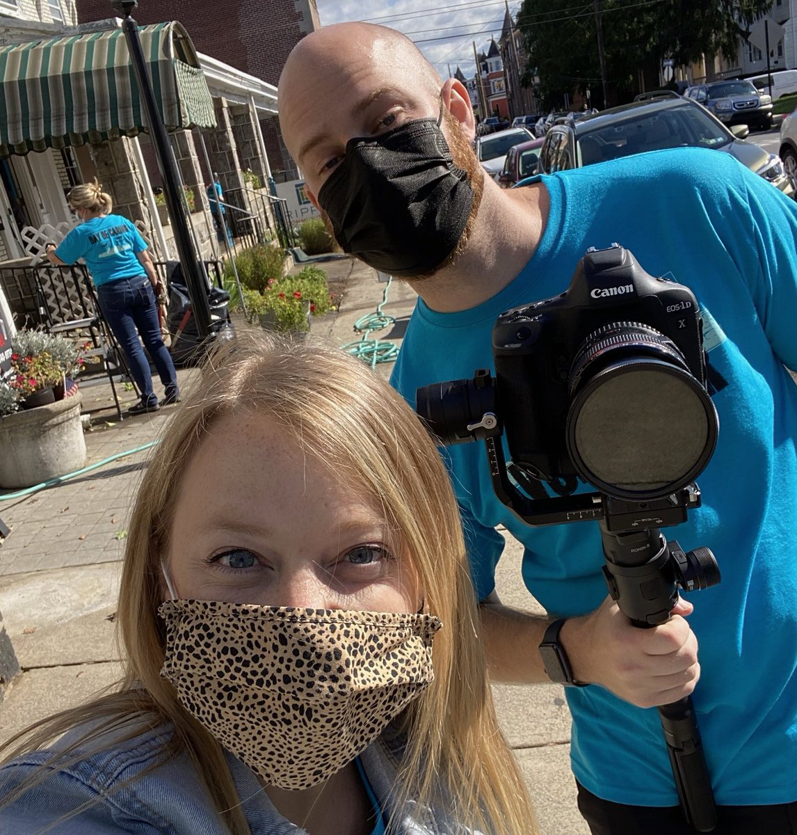 asr_media's tweet photo. Great day for the #ASRTeam — out &amp; about in the #LehighValley capturing footage of volunteers making an impact during @UnitedWayGLV’s #DayOfCaring 🎥 #DOC2021 #ASRSharesStories https://t.co/3UE6BqjCOs