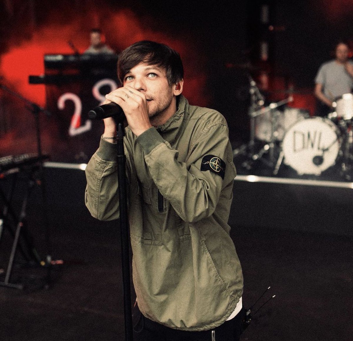 portallsbr's tweet photo. Louis via Instagram 😍 https://t.co/4gk5pNMrY3