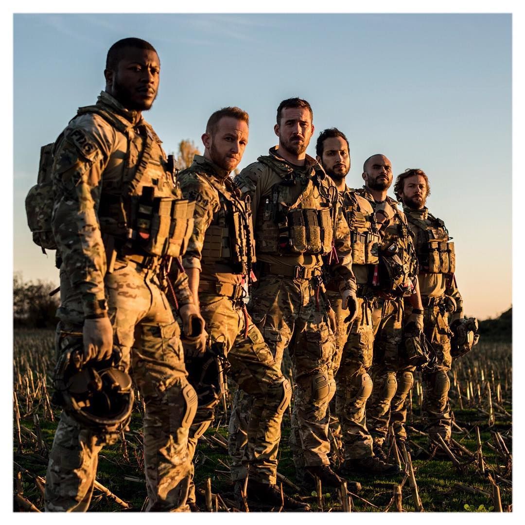 DJCRUSH's tweet photo. @NetflixLifee 'SIX' @SIXonHISTORY Pleeeeeaaaaasssseeee!!!
#SaveSIX #SIXonHistory #SIXSeason3 #BringBackSIX #SIXMovie @HISTORY @AENetworks @AETV @netflix @NetflixLifee #SIXonNetflix https://t.co/GPWkFmS4np