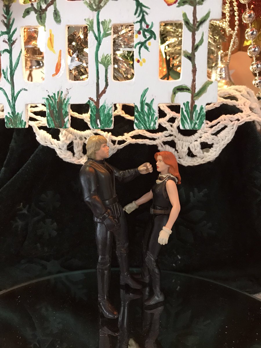 realmallard1's tweet photo. Look who had a meeting there. πππ³ππππ. #LukeSkywalker #MaraJade #StarWars #FallForest #FallTree @ReneeGrantPatr1 @MasterJediMara https://t.co/PqDiFRhcqd