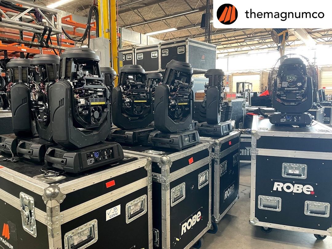 TheRobeWay's tweet photo. More #ShopViews on a #TechThursday with @magnumco gearing up with @Robelighting luminaires in Atlanta, GA.
#therobeway #robelighting #robegear #themagnumco #lightingdesign #techlife #shoplife https://t.co/nJTiXRF9O6