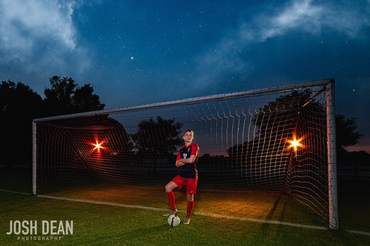 JoshDeanPhoto's tweet photo. 🏐🥅 Do you play sports? 🥅 🏐 
Why not incorporate that with a dramatic flare in your senior portraits?! #seniorstyleguide #seniorinspire @seniorstyleguide https://t.co/yYDYi8LCu4