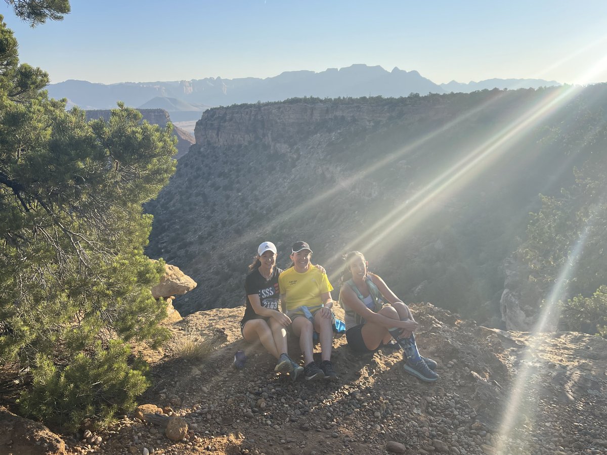 View from Zion National Park - Vacation Races.
Healthy Fit was proud to sponsor this race, to share our Athlete Strength Program and Stretch, Mobility, and Recovery program with the runners
🏃🏽‍♀️🏃🏽🏃🏻‍♂️

#runnersworkout #runningcoach #stretch #mobilityworkout #runoutdoors