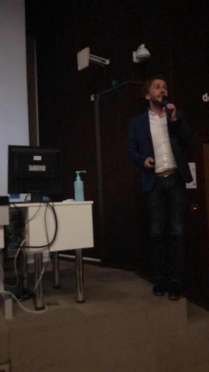 Georges Agnes (@agnesgeorges) on Twitter photo Merci Charles pour ta belle présentation sur les Thérapeutiques de la Covid-19 <a href="/charles_cazanav/">Charles.Cazanave</a> Merci Charles pour ta belle présentation sur les Thérapeutiques de la Covid-19 <a href="/charles_cazanav/">Charles.Cazanave</a>