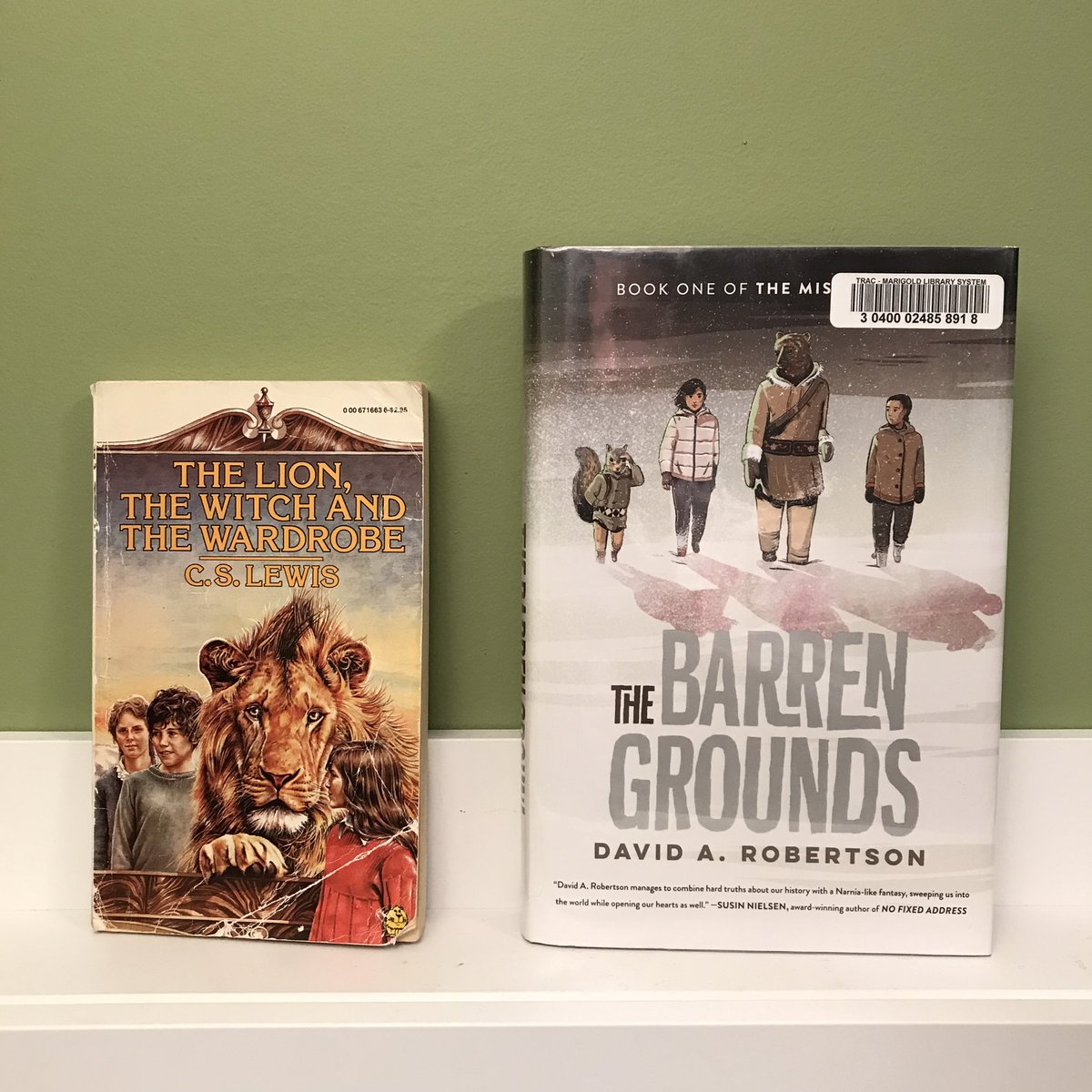 NorthWindowBks's tweet photo. Today’s pairing: CS Lewis’s Chronicles of Narnia &amp; @DaveAlexRoberts’s Narnia-influenced portal fantasy series The Misewa Saga. Both start by taking kids from unfamiliar new homes to fulfill quests in wintry alternate worlds — in Misewa’s case, a world based on Cree sky stories. https://t.co/us9DMsR0n4