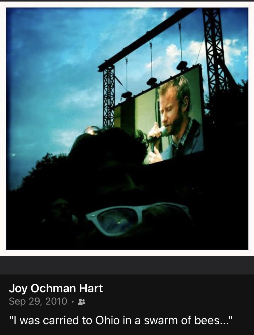 HeyJoy's tweet image. Today’s FB memory: The National at Lolla in 2010. Love this tune, still. #bloodbuzz #thenational #mattberninger #ohio    open.spotify.com/track/3lnF83kG…
