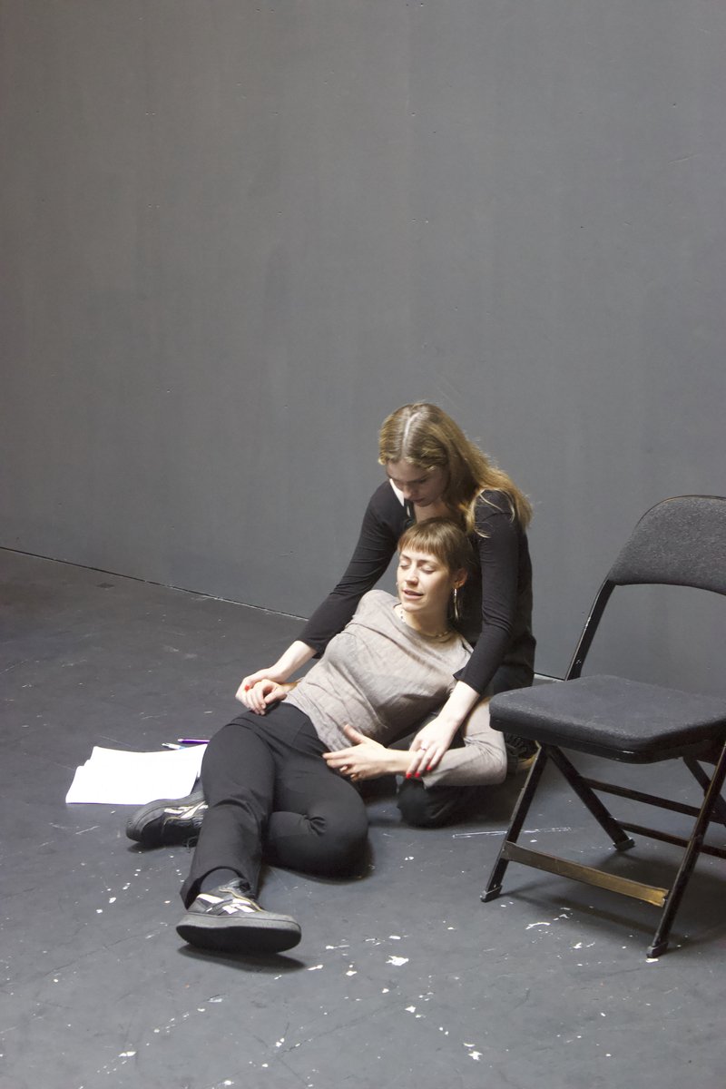 ParkTheatre's tweet photo. Flushed in rehearsals 🚽

This punchy new play explores sisterhood, the wonderfully weird world of women's bathrooms and the often misunderstood areas of women's health. 

From @TheatreUnlocked 

Part of our Say it, Women double bill.

Opens 12 Oct: https://t.co/Egbe4cNa7Q https://t.co/qrzg1ODdwd