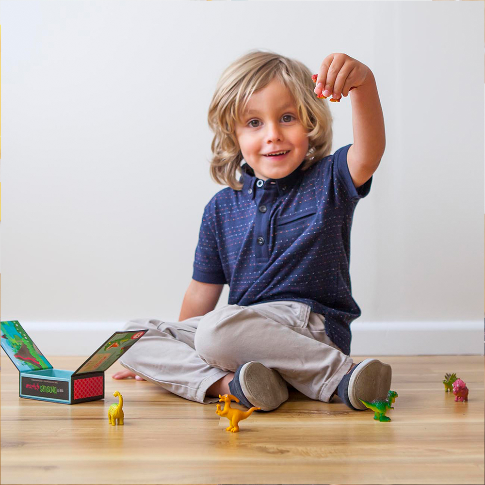 bigjigstoys's tweet photo. Have a roar-some time with Tiger Tribe’s dinosaur toys🦕

Being pocket-sized, the Tribe of Dinosaurs set can be taken anywhere at any time - long flights, car journeys, trips to the beach, or even meals out 🦖

#Bigjigs #TigerTribe #ukparent #Kidsactivitiesathome #mumstheword https://t.co/SId89caTV1