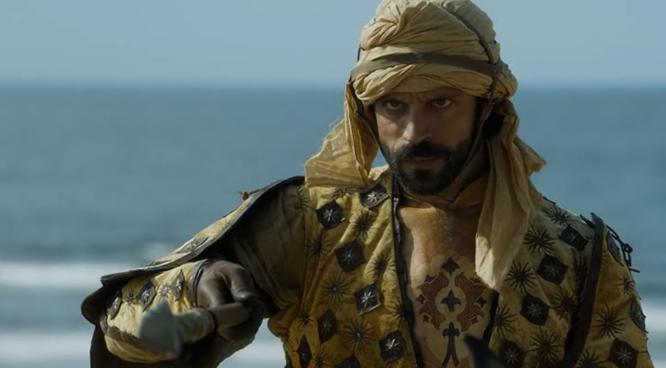 ¿Reconocen al personaje? ¿De qué serie es esta imagen? 
#Trivia 🔥
<a href="/sylvainreynard/">Sylvain Reynard</a> <a href="/Argyle_Empire/">Argyle Empire</a> <a href="/AllThingsSR/">AllThingSylvainReynard</a> <a href="/CanalSRFansESP/">Canal SRFansESP</a> <a href="/EmerzoomS/">SRsEmerzoom</a> <a href="/srfanshonduras/">SRFansHonduras</a> <a href="/SRfans_Paraguay/">srfansparaguay</a> <a href="/SRFansMex/">SRFansMex</a> <a href="/srfanspr/">SR Fans Puerto Rico</a> <a href="/TMitBSFP/">ManintheBlackSuitFP</a> <a href="/SRfansChile/">SRFansChile</a> <a href="/SRFansCOL/">Sylvain Reynard Colombia</a> <a href="/NochesenFlrFP/">NochesenFlorenciaFP</a> <a href="/GabrielSeriesFP/">GabrielSeriesPodcast</a>