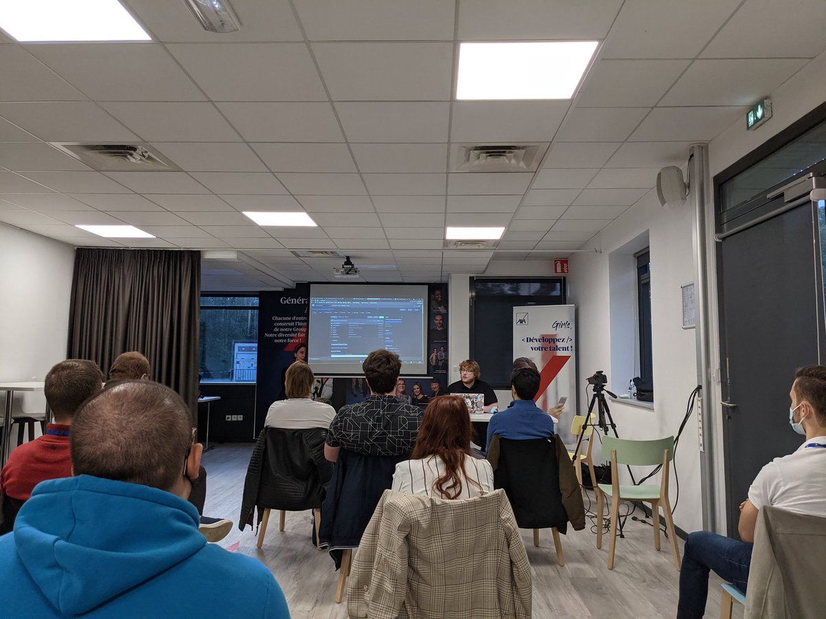 Meetup #MugLille
Créer son app de reconnaissance de formes en 5 minutes avec <a href="/NathanPire/">Nathan Pire 🇧🇪 #WOOGMA</a>.

<a href="/JpEprinchard/">Jp Eprinchard</a> <a href="/guiChervet/">Chervet Guillaume</a> <a href="/ozaradny/">Olivier ZARADNY 🇫🇷 @MTG_Lille @MTG_France</a>