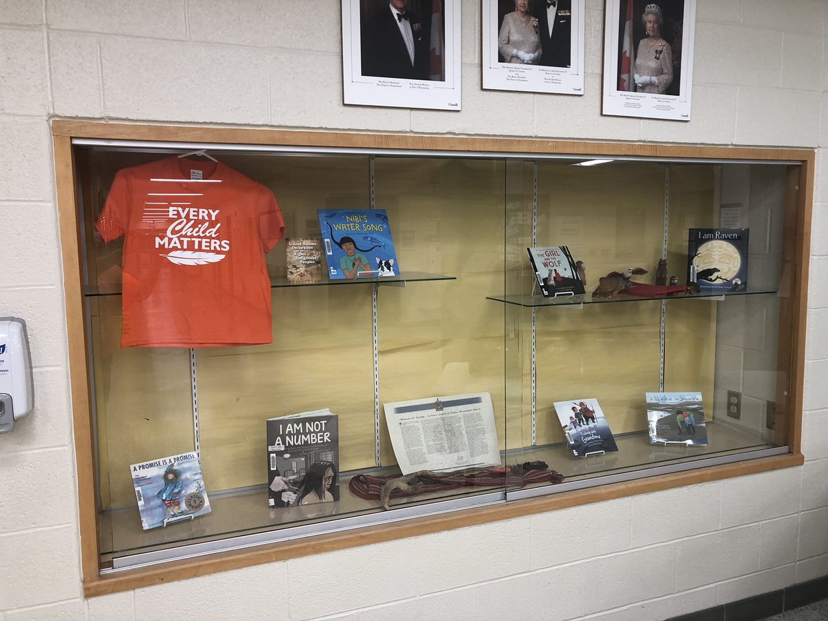 EmmaKingES's tweet photo. 🧡🍂🧡Orange Shirt Day- A National Day for Truth &amp; Reconciliation. We encourage you to listen, learn, + reflect on the lasting effects of residential schools as our students are doing today &amp; everyday. @SCDSB_Schools #NationalDayforTruthandReconciliation https://t.co/dnAB9zGKUs
