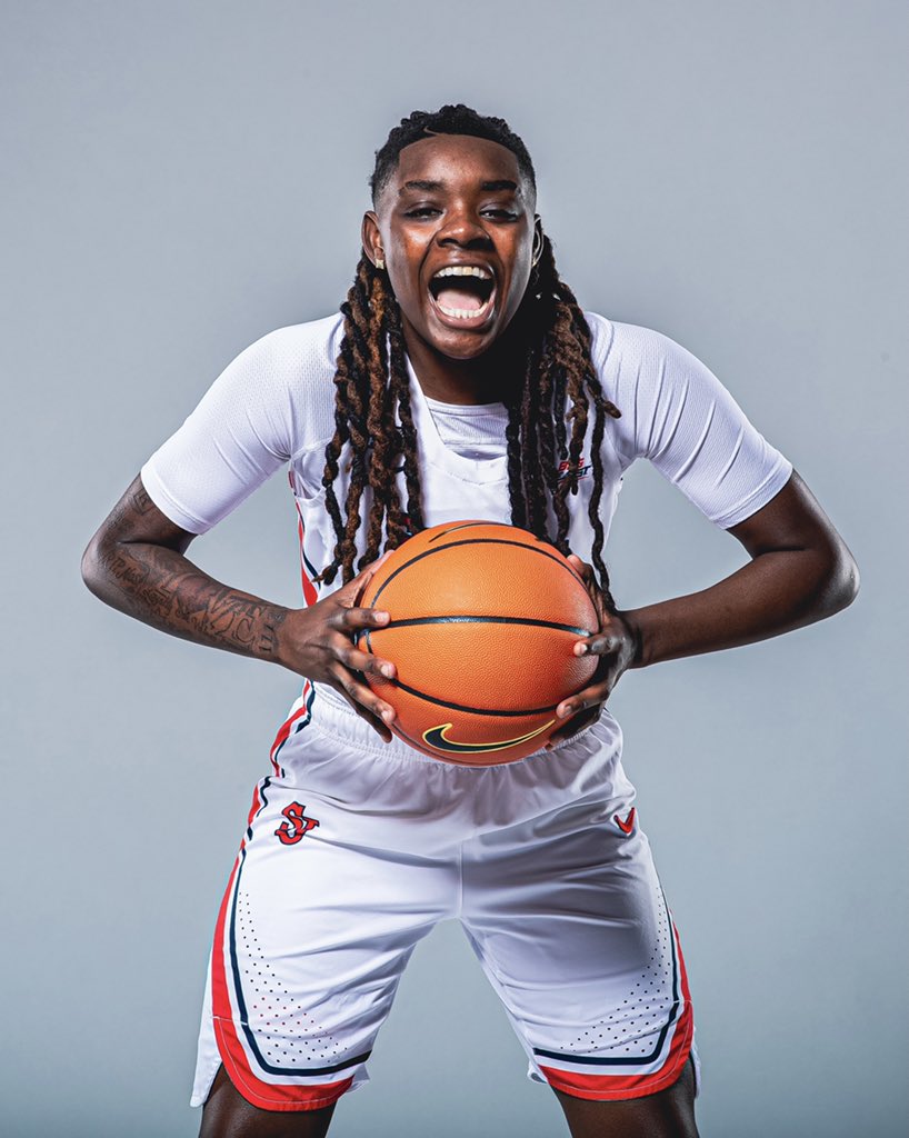 StJohnsWBB's tweet photo. Squad lookin’ 💯🔥 https://t.co/SUMkeU9ZgU
