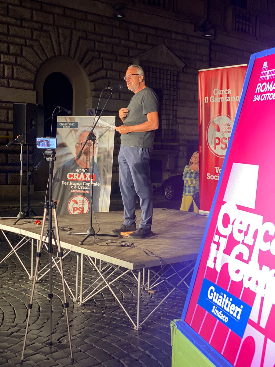 psi_roma's tweet photo. @bobocraxi "Voglio ringraziare le donne che hanno partecipato a questa scommessa come Cristina Grancio, Giada Fazzalari e tutte le compagne che sono state attive e concrete nella propaganda e nell’azione."
#cercailgarofano https://t.co/SbFpBVcVTV