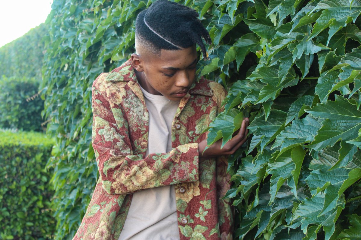 EyeInYouStyling's tweet photo. Model: TJ 
Photo Cred: @Khosto_Badass 
Stylist: @Khosto_Badass 

#EyeInYouStyling #Love #Mens #Fashion #Steet #Style https://t.co/tALY2r3TFT