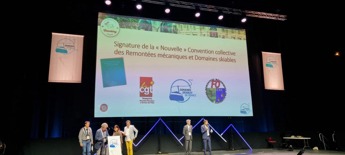 Signature ce matin au congrès <a href="/DSkiables/">Domaines Skiables</a> de la #conventioncollective de notre profession aux côtés de Éric Becker de #Fo et Pierre Scholl de #cgt. 🚠⛷
3 ans de travail! Merci à tous! 👏👏
#dialoguesocial