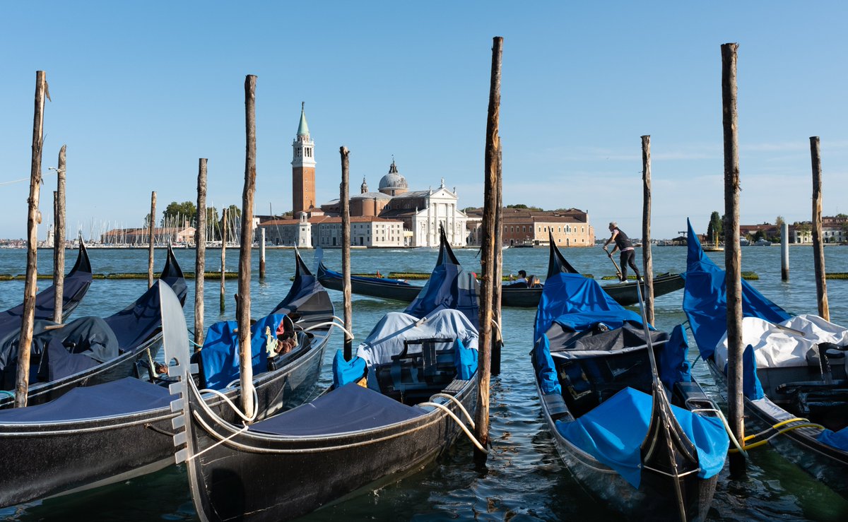 rolandlemecdeSF's tweet photo. Venice, Italy  ©Roland Trego
#Venice #Italy #canal #gondola #RolandTrego https://t.co/WiY5KWdB2U