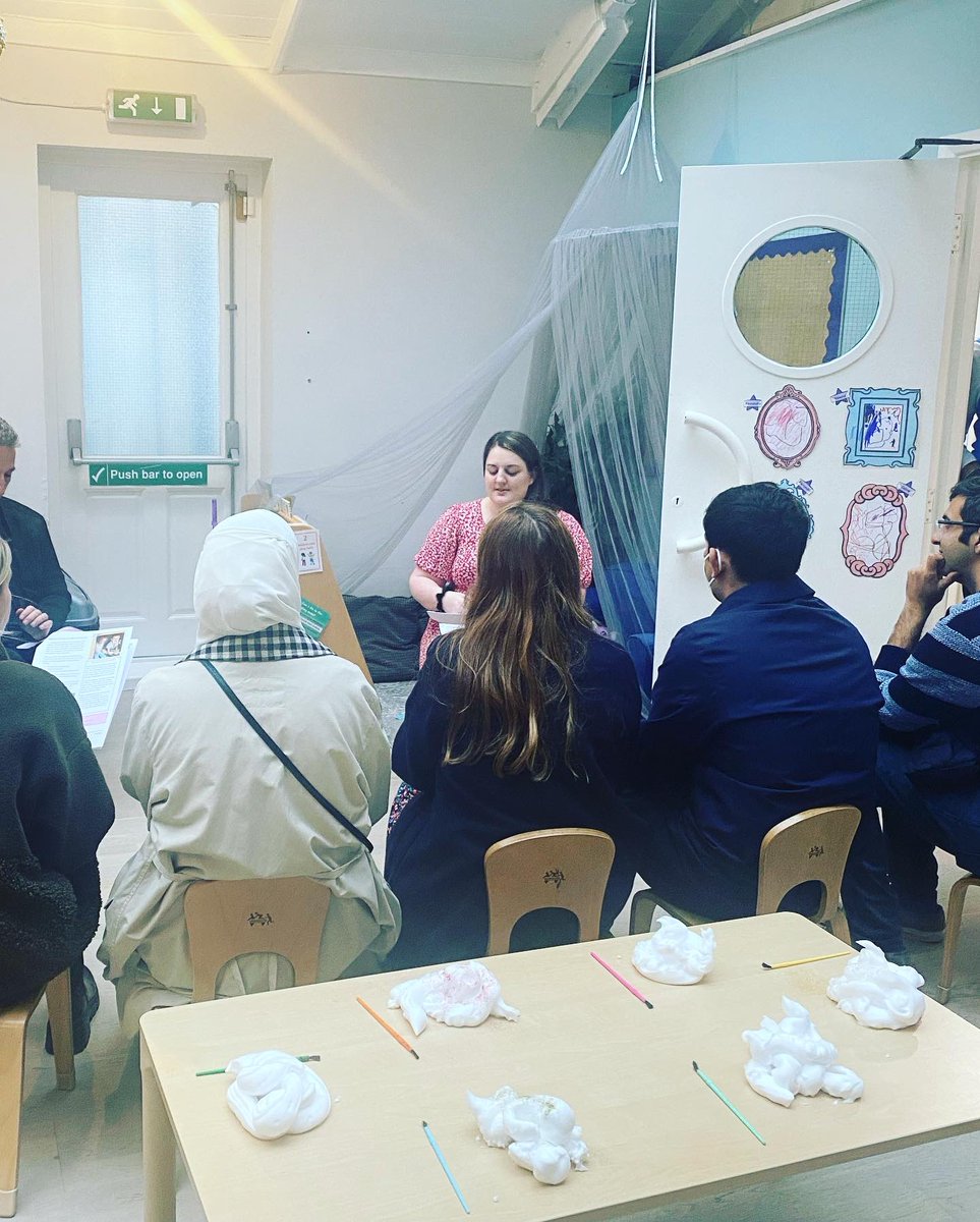 shmarylebone's tweet photo. A very informative EYFS Curriculum Evening for our parents tonight. Thank you to all that were able to attend. If you couldn’t make it and would like a handout, please do get in touch! @chatsworthschls @EYChatsworthSch #marylebone #eyfs #curriculum #earlyyears #parentpartnership https://t.co/rJ4cfHViAA