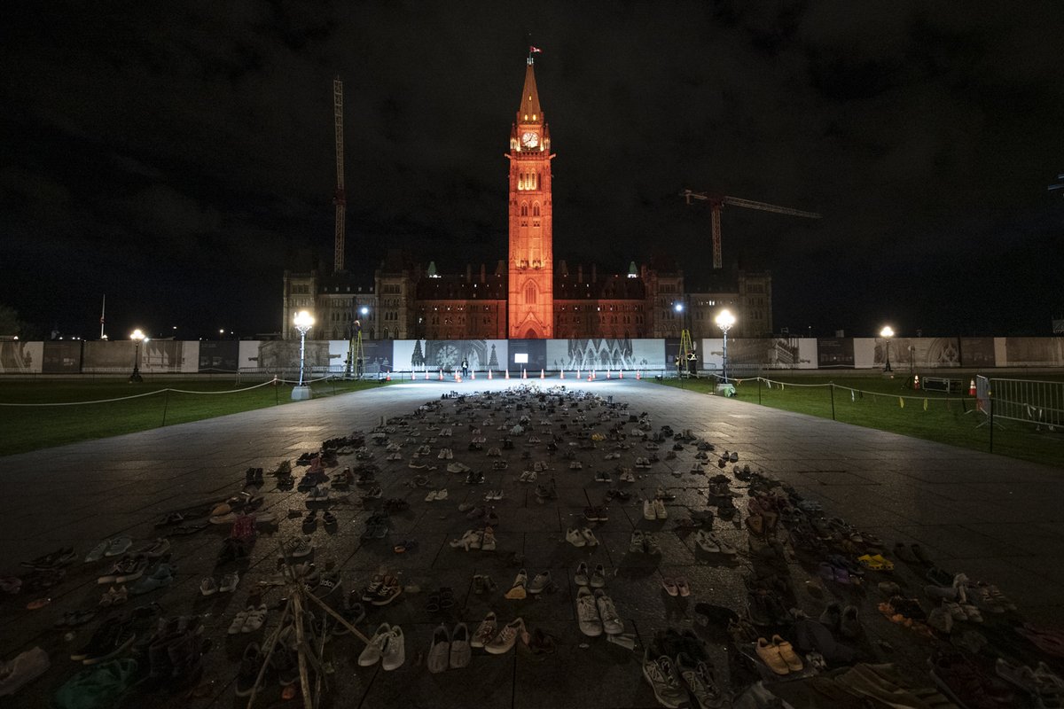 Today is National Day for #TruthandReconciliation. #GC buildings will be illuminated with orange light in memory of the Indigenous children who did not return from residential schools &amp; to honour the Survivors, their families, &amp; their communities:  bit.ly/3imFuZl  

🧡