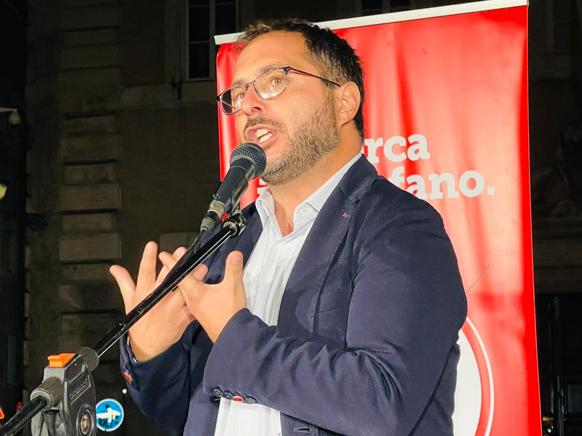 PartSocialista's tweet photo. @e_maraio  "Quando si costruisce un palazzo si va fino in fondo. Qualsiasi sarà il risultato noi andiamo Avanti, la strada è tracciata e non torneremo indietro."

#cercailgarofano https://t.co/n57mVl6GwF
